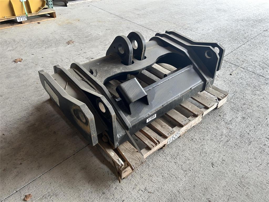 JCB Quick Coupler For Sale | Ritchie List