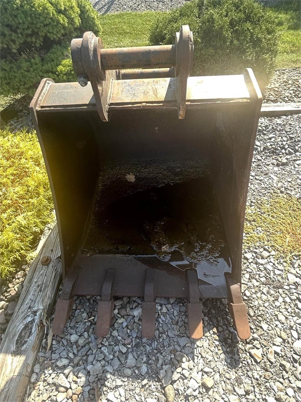 Yanmar 30 DIGGING BUCKET