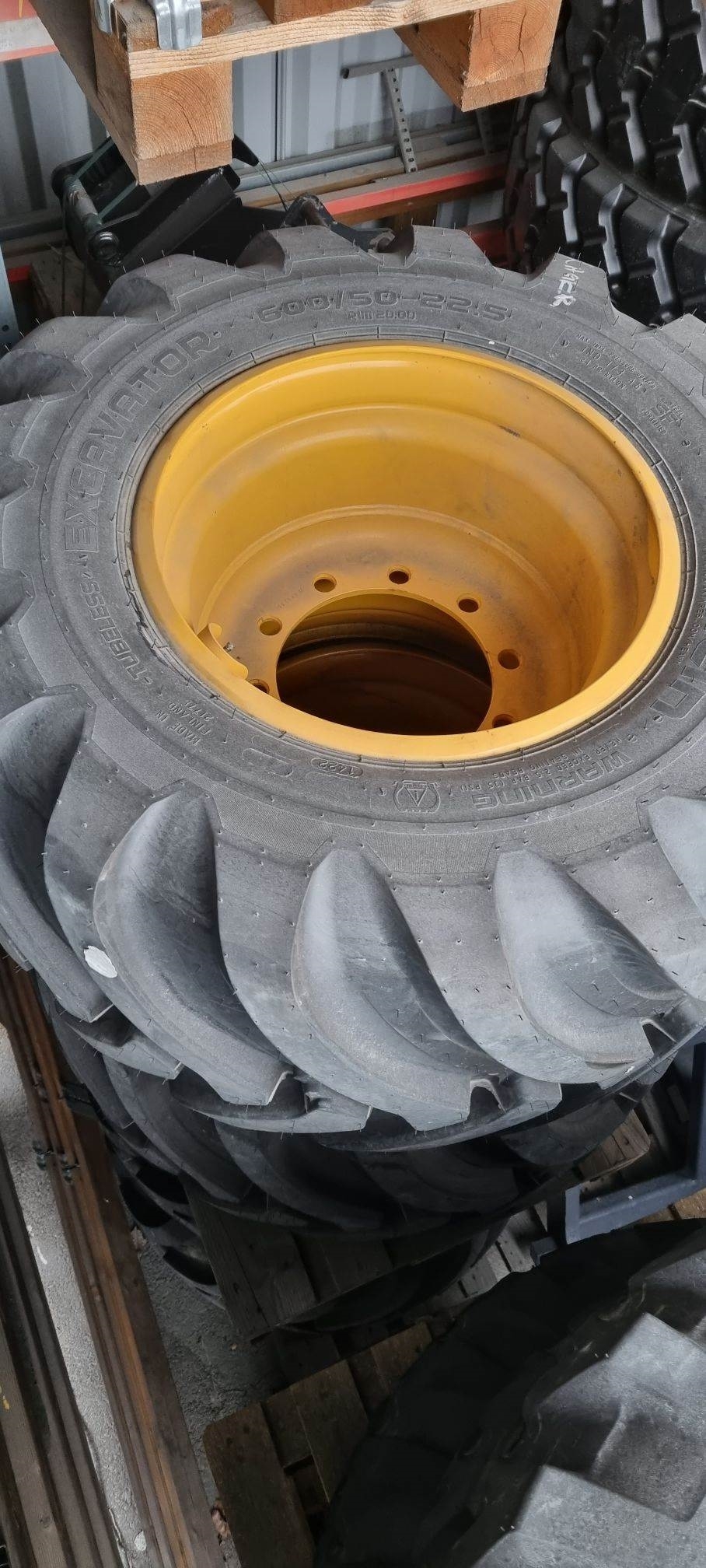 Nokian Däck 600/50 22.5 24PR, Tires, wheels and rims, Construction Equipment