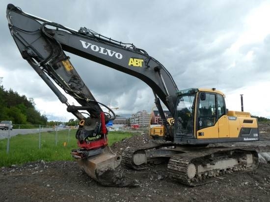 Экскаватор volvo ec250dl