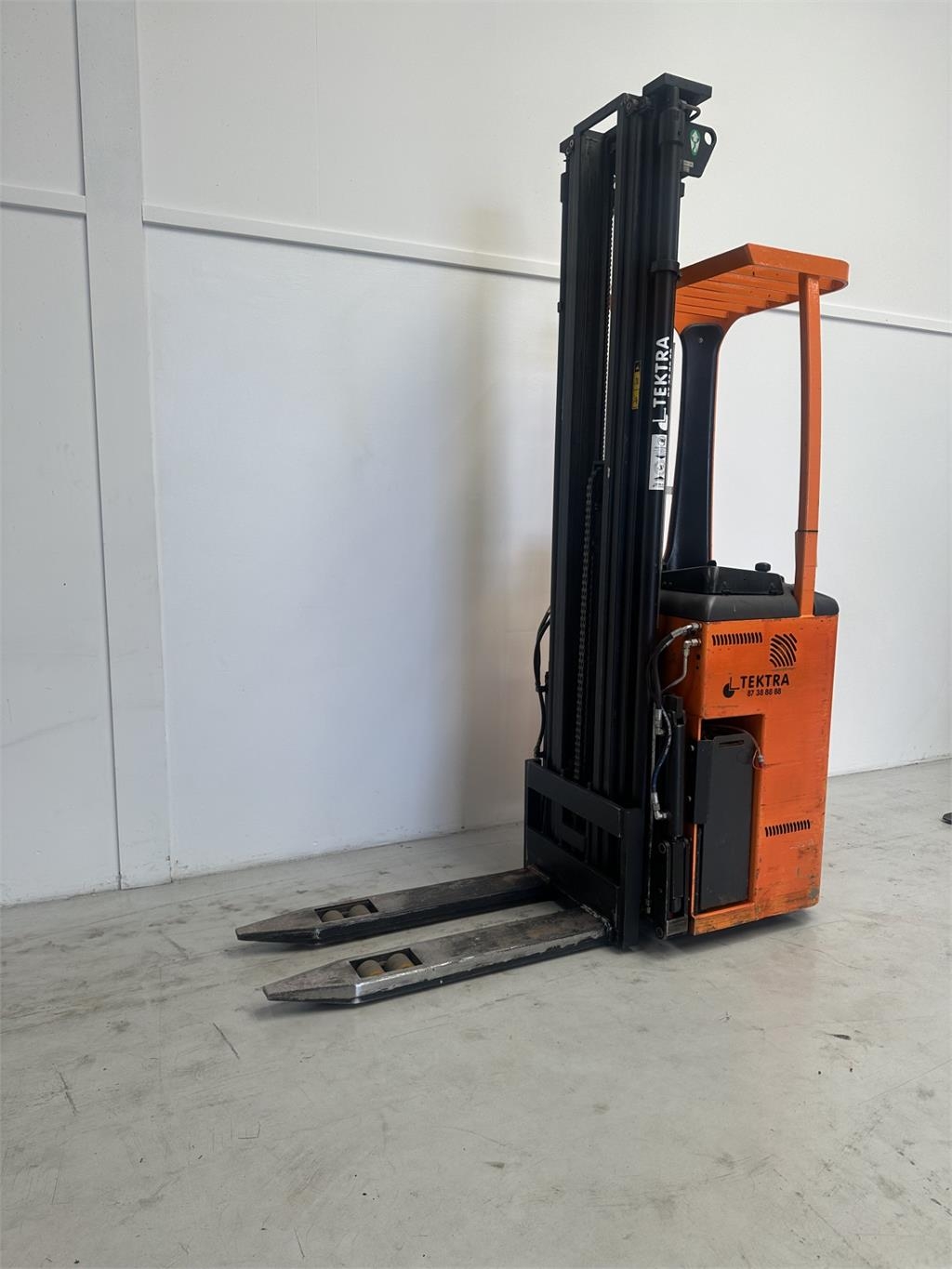 Rocla Rokas Rocla SST 12 TREV - Selvkørende stablere - Trucks - Tektra