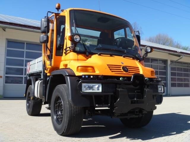 Мерседес unimog u400