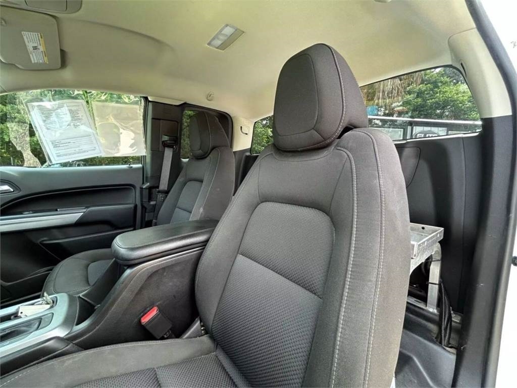 Chevrolet Colorado, :Misc. Construction Attachment, Construction