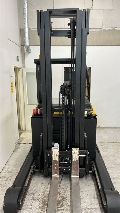 Yale MR25, Työntömastotrukit, Materiaalinkäsittely