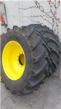 Trelleborg TM 700 480/70 R30, 2015, Tyres, wheels and rims