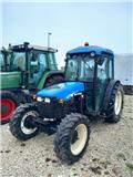 New Holland TN 95 F, 2002, Tractores
