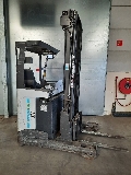 UniCarriers UMS160DTFVRE675, Reachtruck voor hoog niveau, Laden en lossen