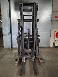 UniCarriers UMS160DTFVRE675, Reachtruck voor hoog niveau, Laden en lossen