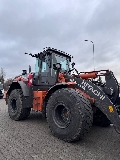 Hitachi ZW 220-7, Wheel loaders, Construction