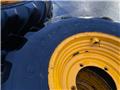 Goodyear 4st kompletta hjul suttit på en JCB TM310, Däck, hjul och fälgar, Entreprenad