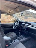 Toyota Hilux, 2018, Van panel