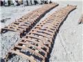Clark CX 780x28,5, Tracks, chains and undercarriage