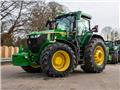 John Deere 350, 2022, Mga traktora