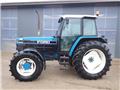 New Holland 7840, Mga traktora