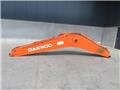 Daewoo DX 225 LC, Chassis en ophanging, Bouw