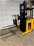Yale 40, 2008, Electric Forklifts
