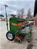 Amazone D9-30, 2012, Mineral spreaders