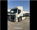 Iveco AS 440 S48، شاحنات ذات هيكل صندوقي