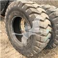 Deestone 17.5X25, Tires, wheels and rims