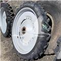 Goodyear 250/95R54, Tires, wheels and rims