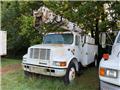 International 4700, 2000, Truck mounted drill rig