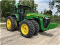 John Deere 410, 2023, Mga traktora