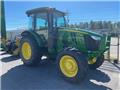 John Deere 5090, 2023, Mga traktora