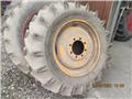  - - -  16.9x30 komplet hjul., Tyres, wheels and rims