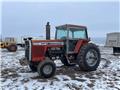Massey Ferguson 2745, 1981, Mga traktora