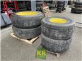 Michelin 500/60R22.5 + 540/65R38 op velg, Tyres, wheels and rims