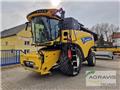 New Holland CR 8.80, 2016, Combine harvesters