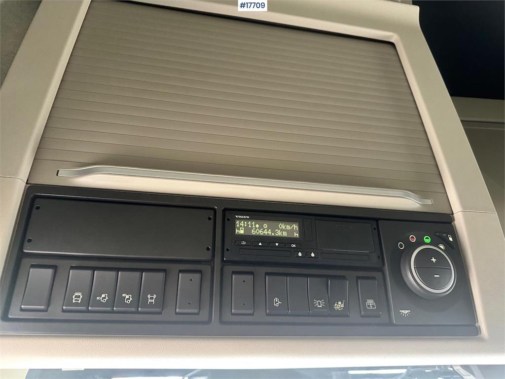 Volvo FH500 6x2 Truck.