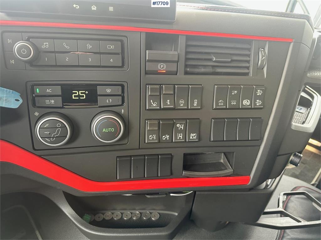 Volvo FH500 6x2 Truck.