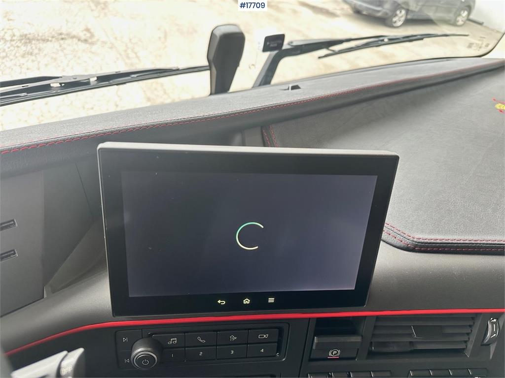 Volvo FH500 6x2 Truck.