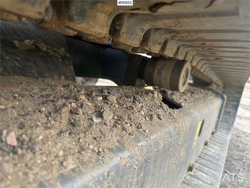 CASE CX50B excavator w/rototilt, hammer, grapple and 3