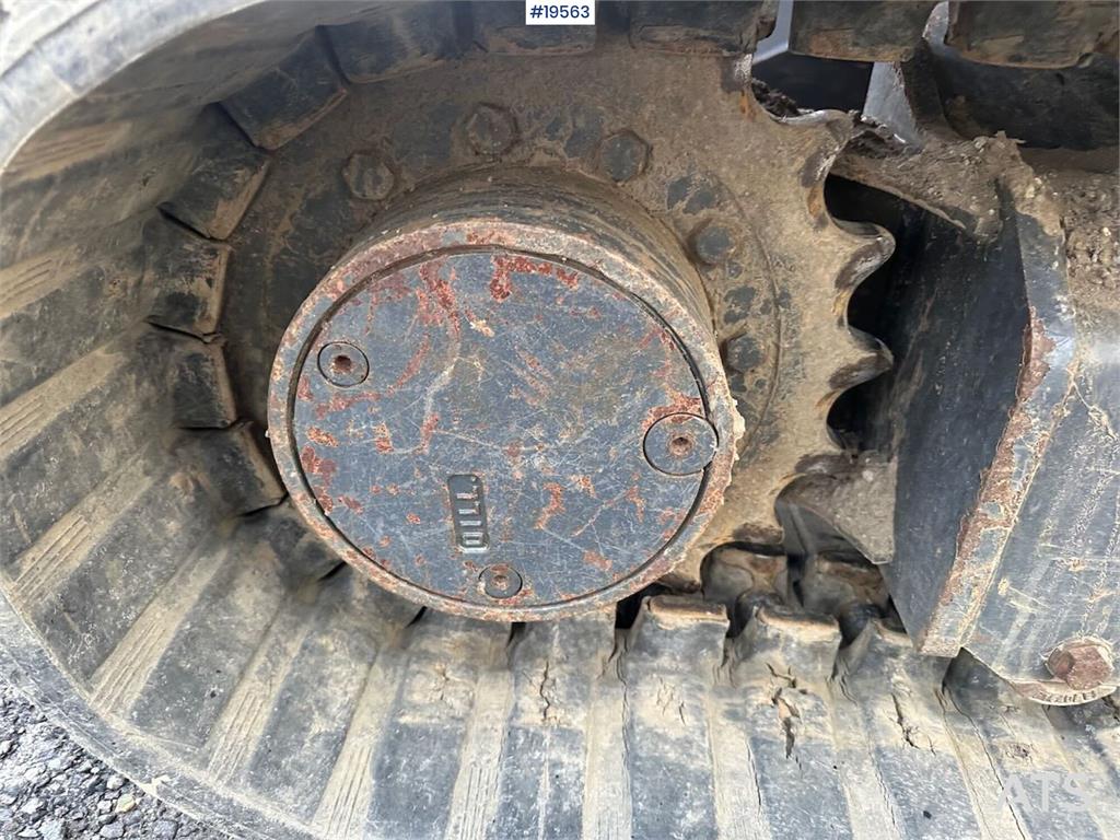 CASE CX50B excavator w/rototilt, hammer, grapple and 3