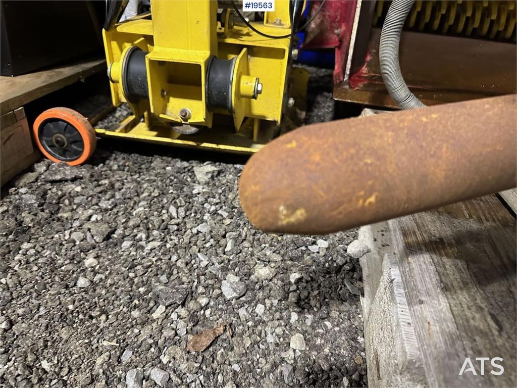 CASE CX50B excavator w/rototilt, hammer, grapple and 3