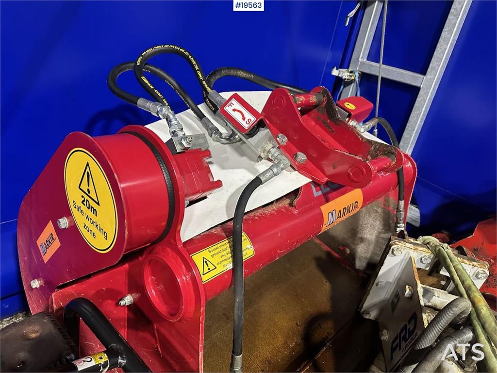 CASE CX50B excavator w/rototilt, hammer, grapple and 3