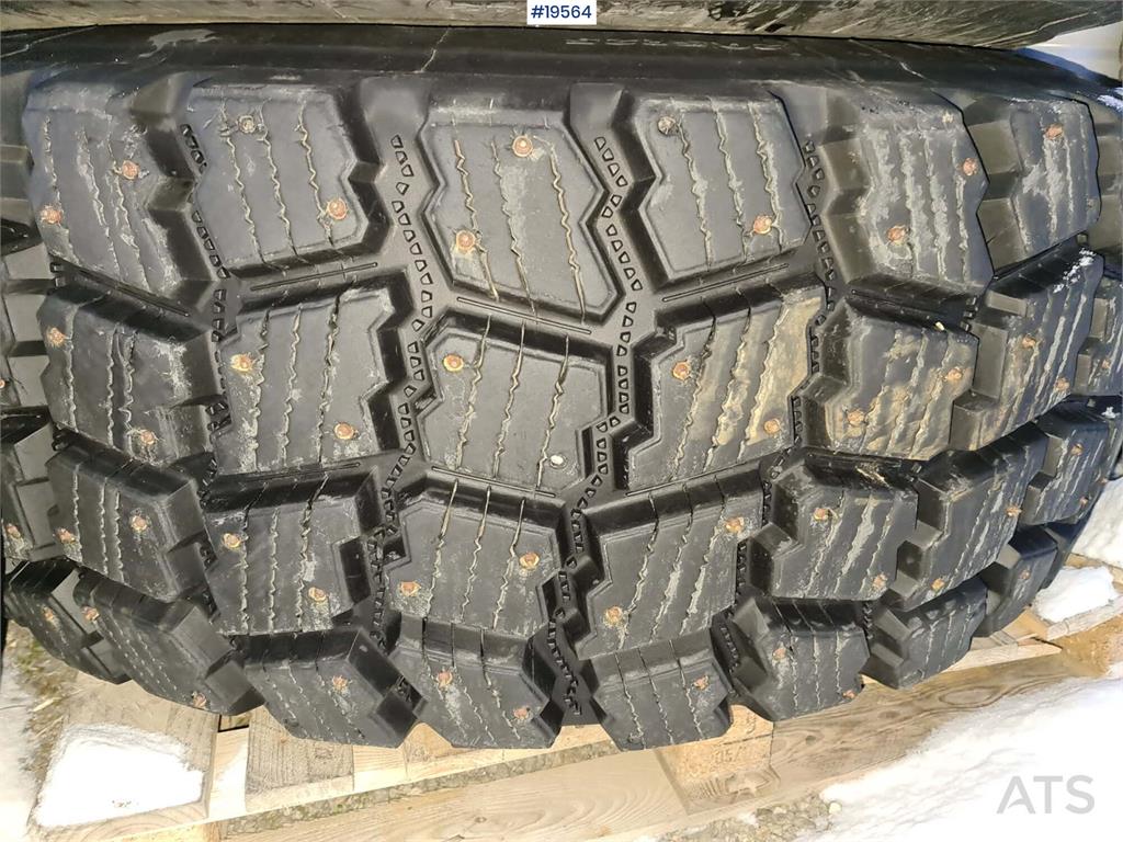 CASE 721E wheel loader w/ bucket. New scale and 2 sets