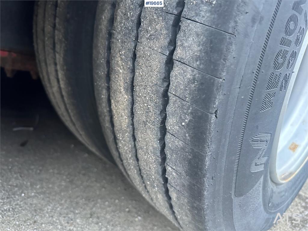 Broshuis 3 AUD-44 lowbed trailer.