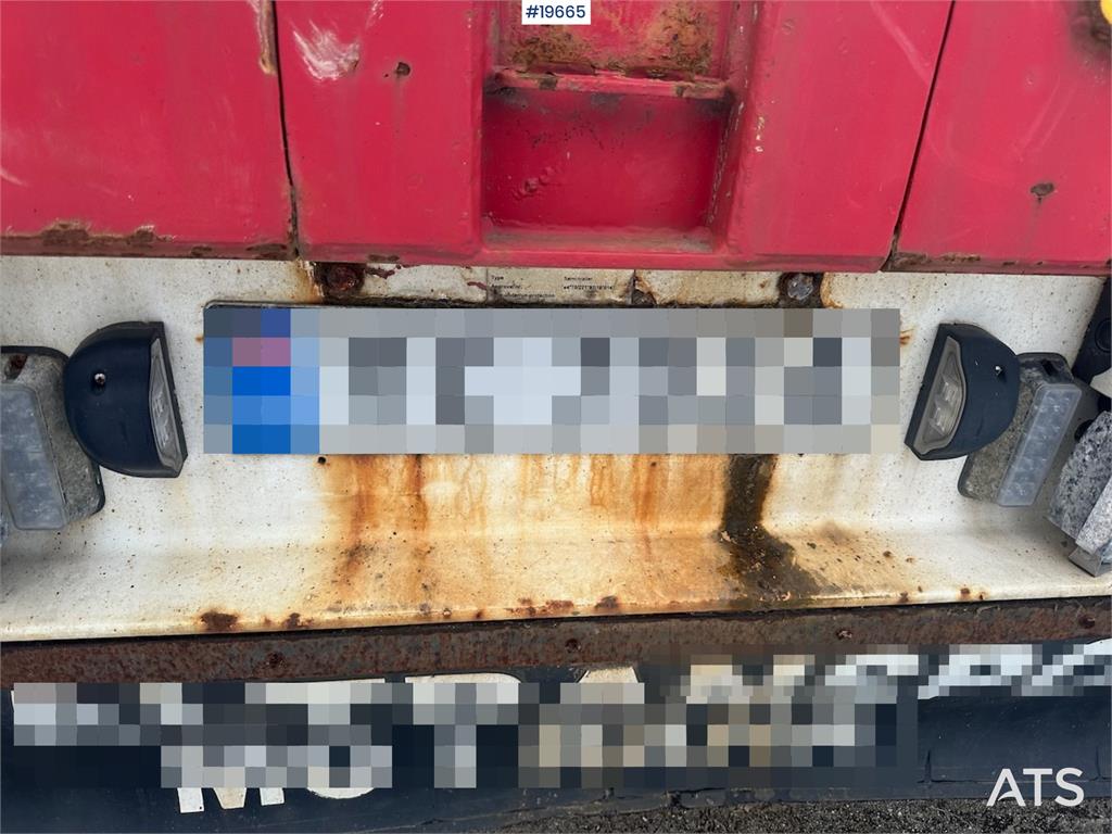 Broshuis 3 AUD-44 lowbed trailer.