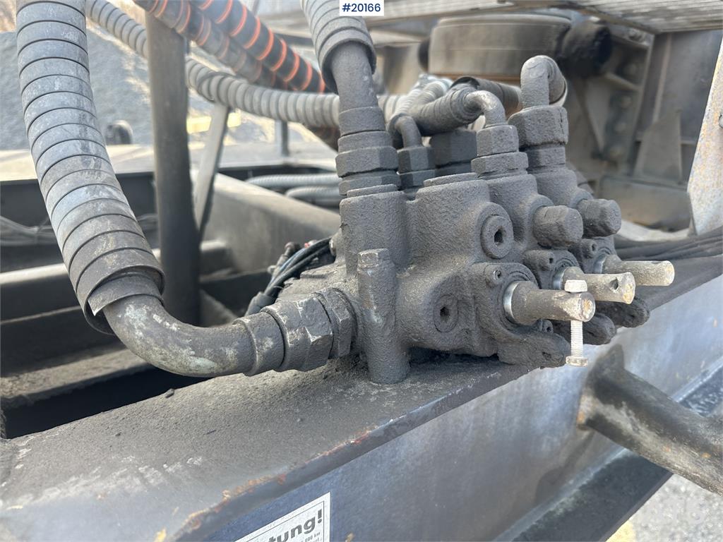 Carnehl 3 axle tipper semi