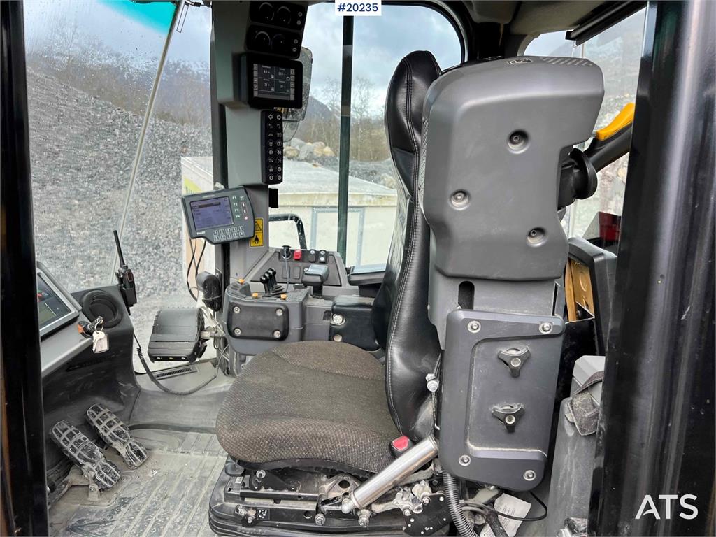 CAT 972M