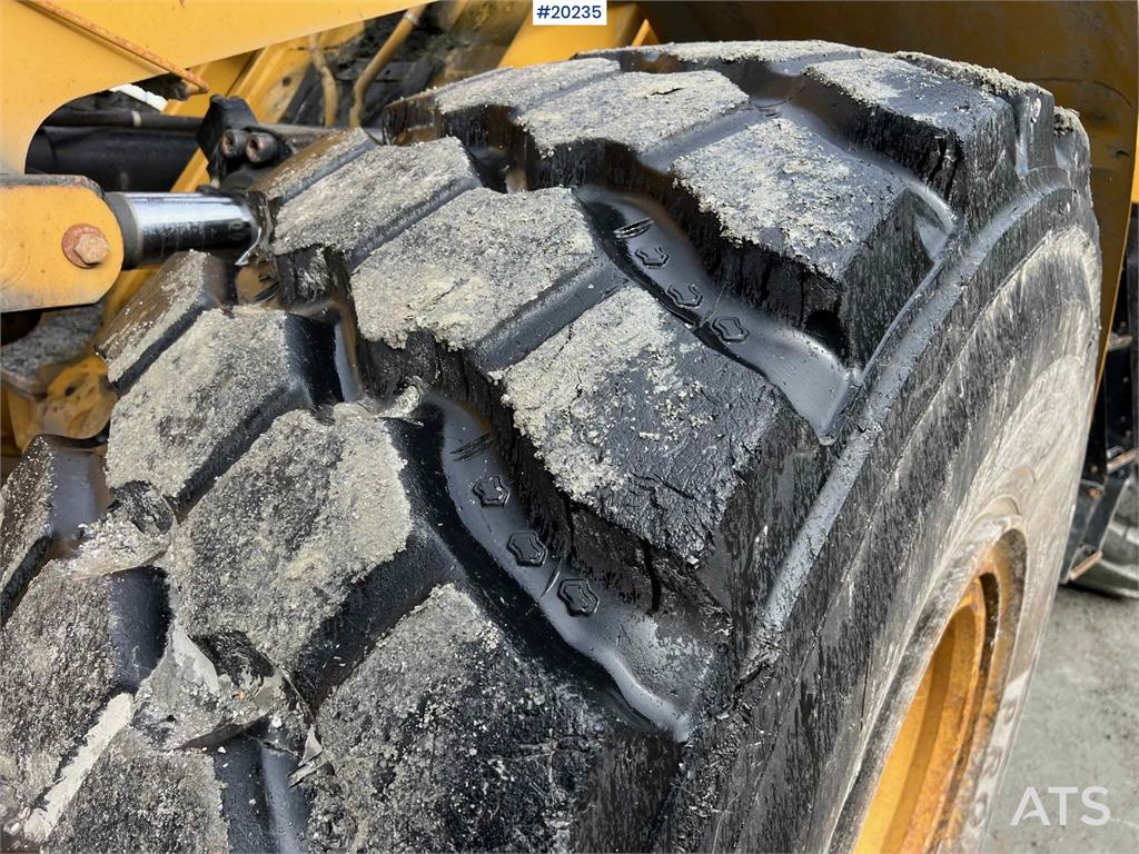 CAT 972M