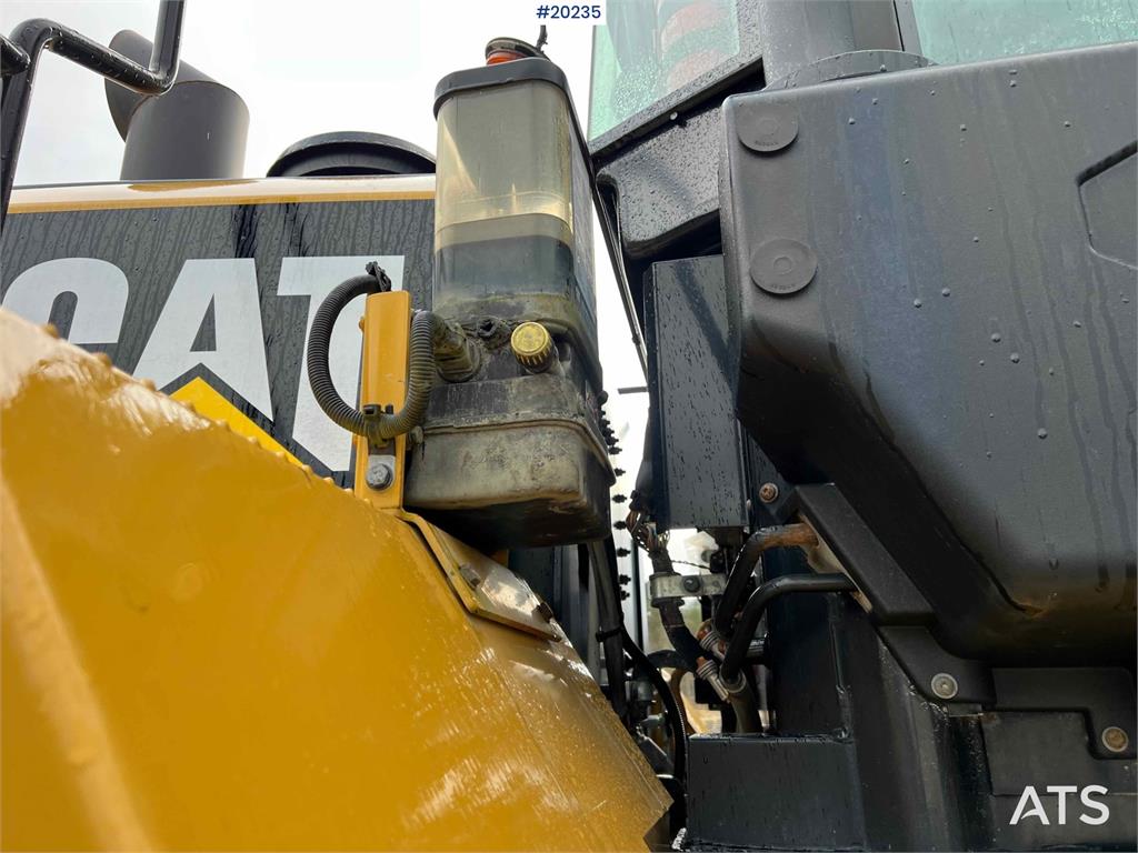CAT 972M