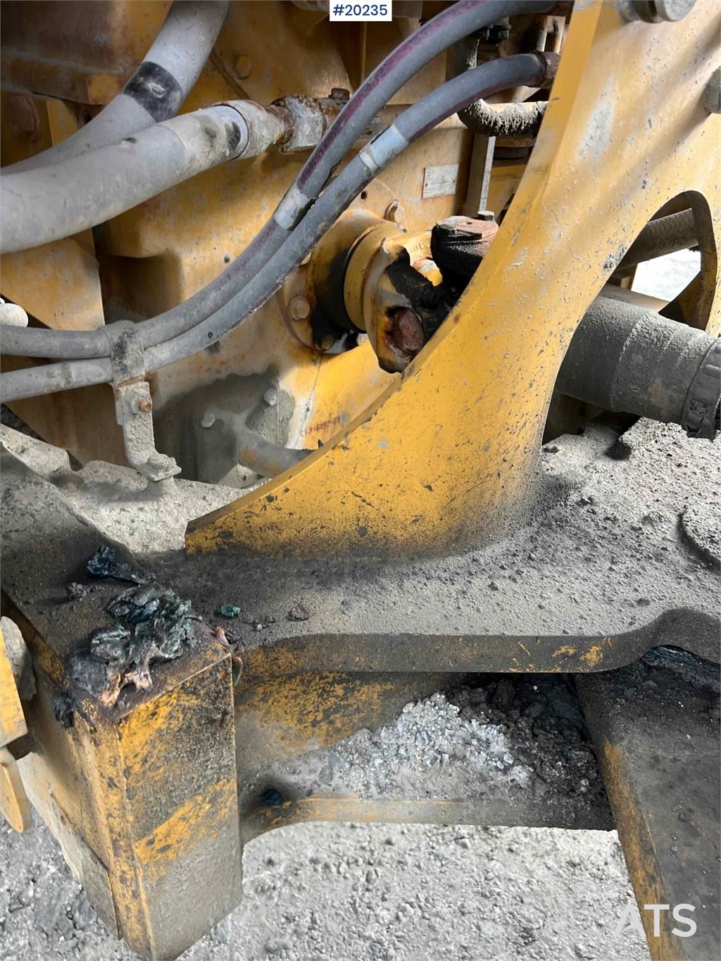 CAT 972M