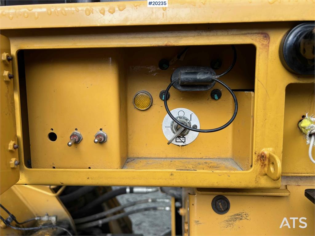 CAT 972M