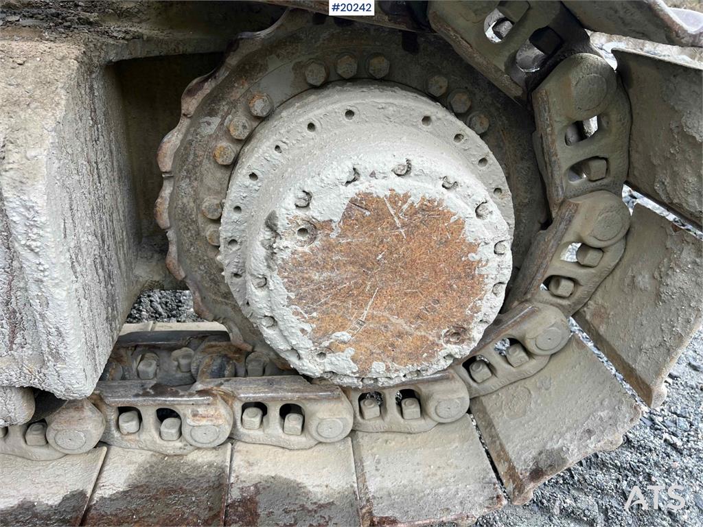 Volvo EC360 BLC excavator w/ Teeth bucket