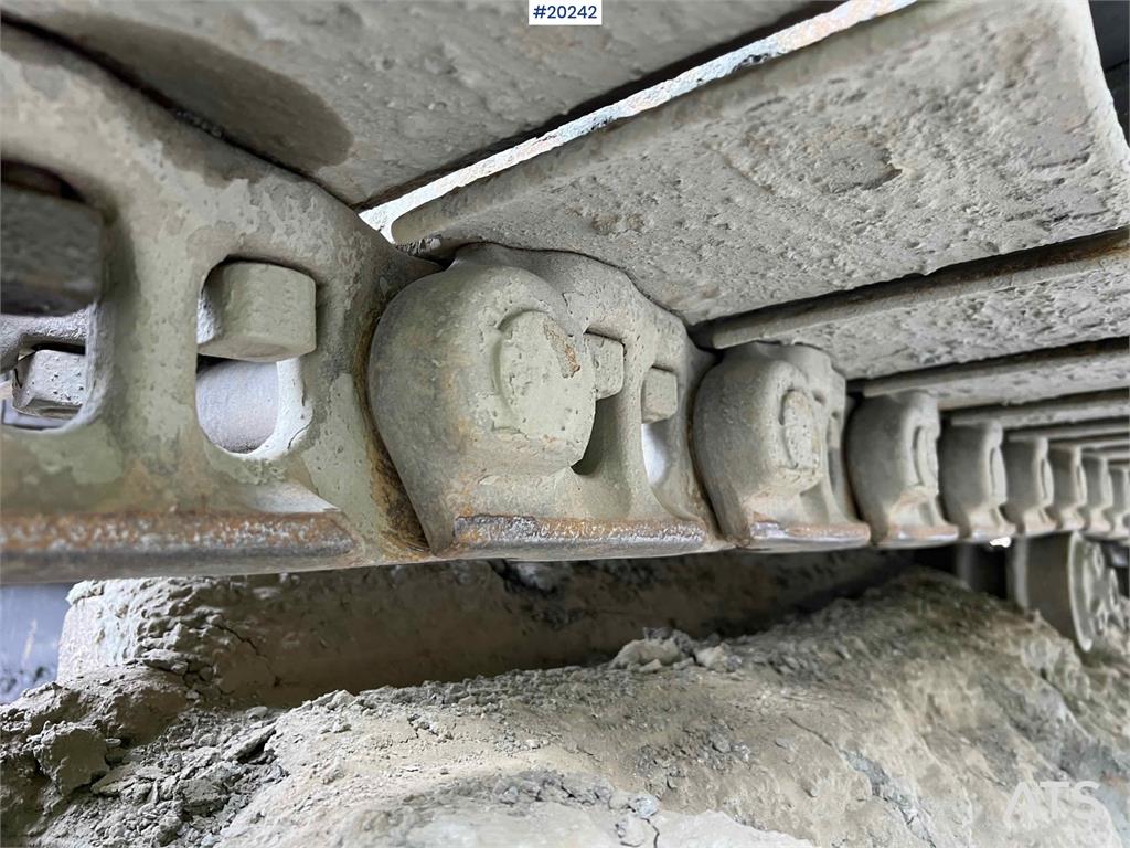 Volvo EC360 BLC excavator w/ Teeth bucket