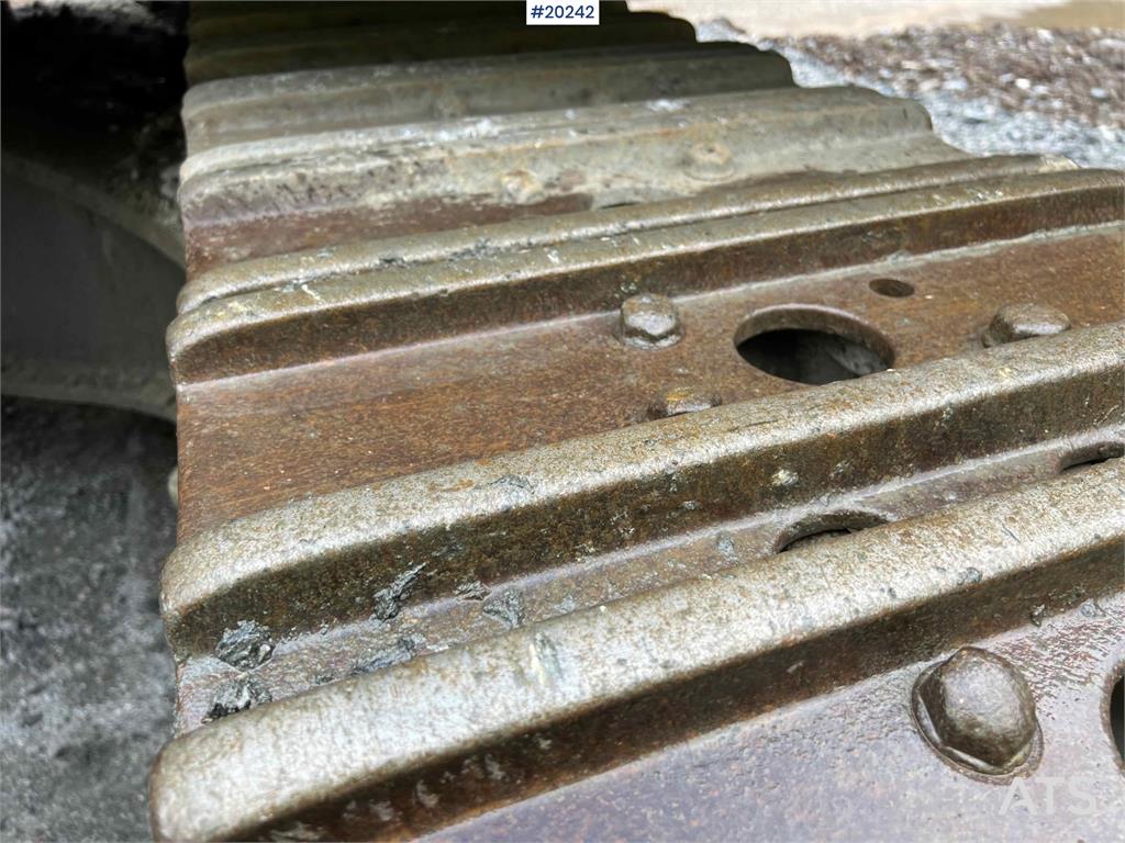 Volvo EC360 BLC excavator w/ Teeth bucket